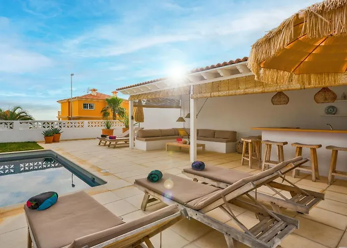 Villa Charming With Private And Heated Pool