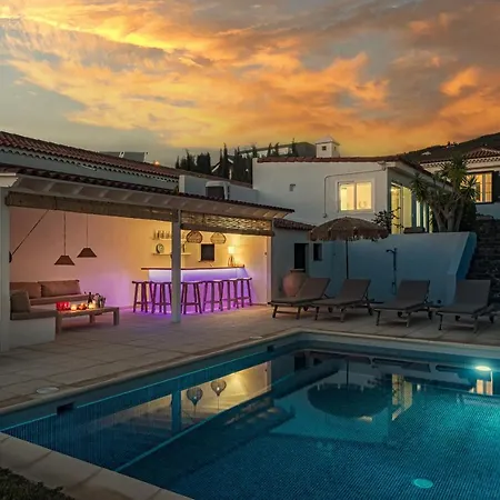 Charming With Private And Heated Pool * Costa Adeje (Tenerife)