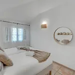 Charming With Private And Heated Pool Βίλα