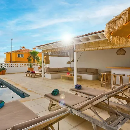 빌라 Charming With Private And Heated Pool