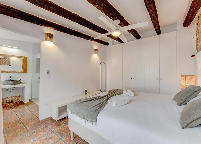 Charming With Private And Heated Pool ヴィラ